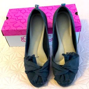 Grey Flats size 8.5